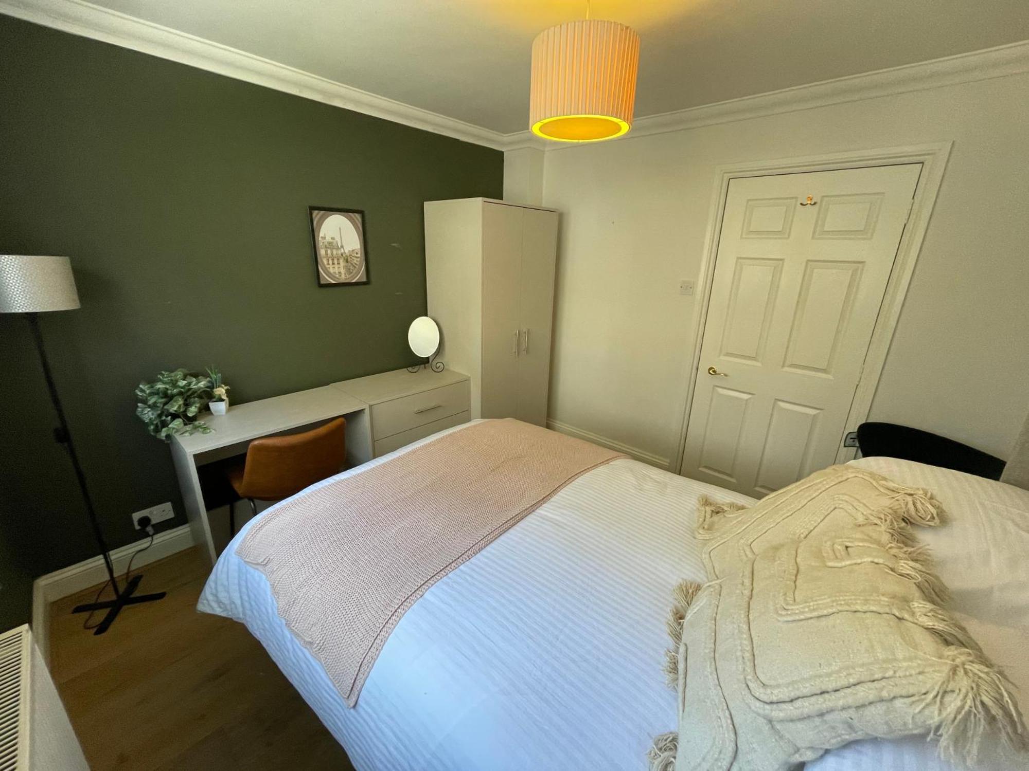 5 Bed House - Fancy - Sleep Up To 12 - Central Londen Buitenkant foto